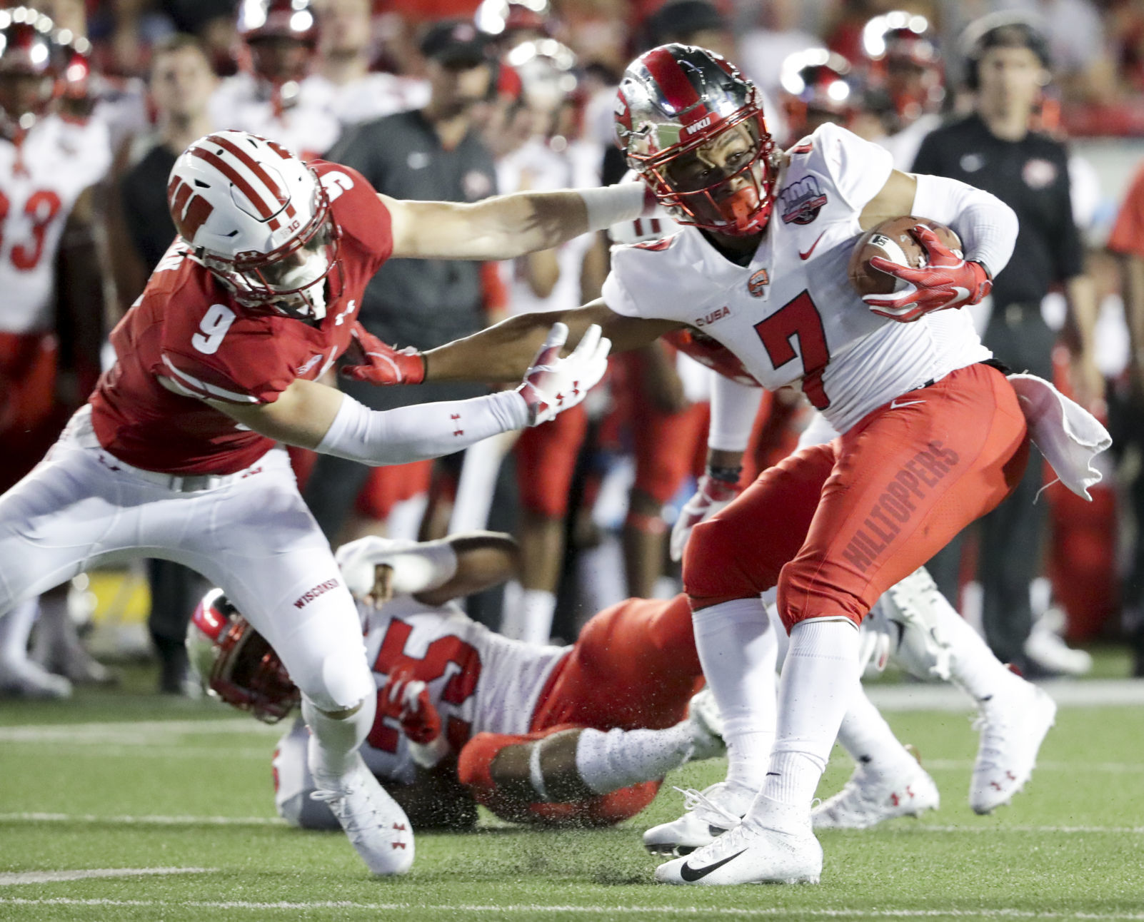 Wisconsin Badgers 34, Western Kentucky Hilltoppers 3